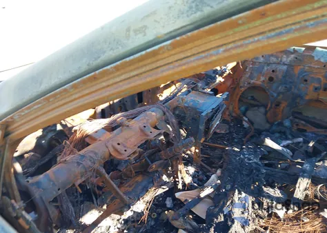 2013 Toyota Camry Xle V6 z USA, uszkodzony, nr VIN 4T1BK1FK8DU535606